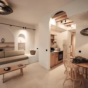 Apartment Om Living, Afytos